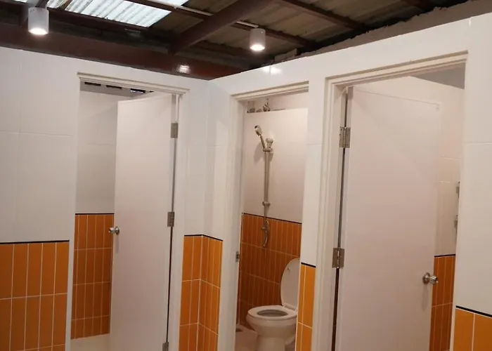 Nitra Siriraj Hostel Bangkok